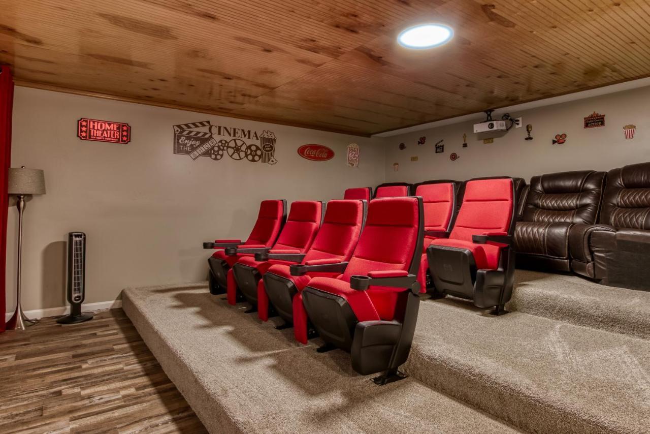 סביירוויל Fun & Games By Honeybearcabins 2Br/1Ba Sleeps 7 מראה חיצוני תמונה